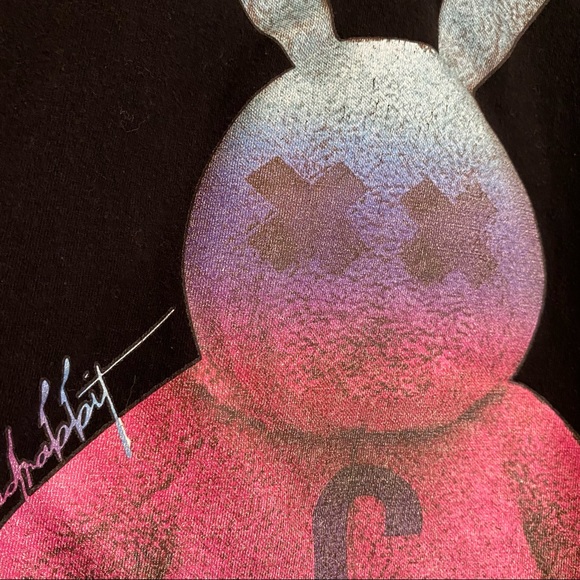 Black Rabbit t-shirt - Picture 3 of 3